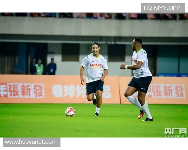 独一档的足球明星：那些改变历史的传奇人物与独特风采